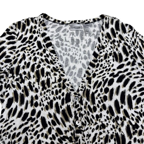 Chico's Women's LS V-Neck Button Front Cardigan Top Animal Print, Size 2 /US L - Picture 3 of 7